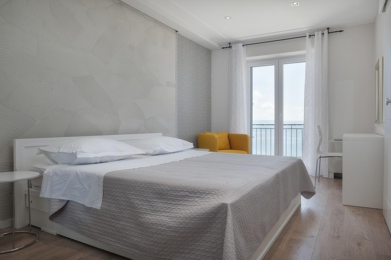 Apartments Juric Brela Exterior photo