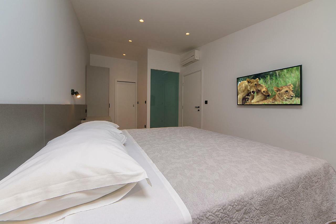 Apartments Juric Brela Exterior photo
