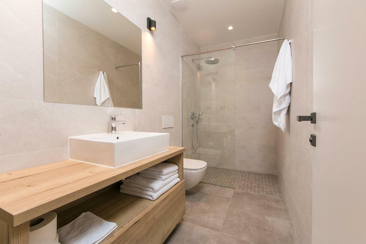 Apartments Juric Brela Exterior photo